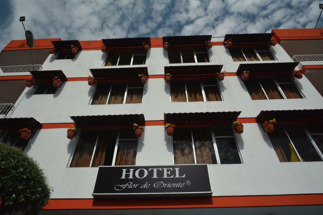 Hotel Flor De Oriente بانيوس المظهر الخارجي الصورة